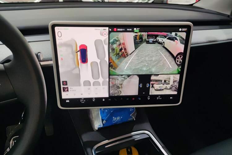 Used Tesla Model Y 2023 Rear-Wheel-Drive Version
