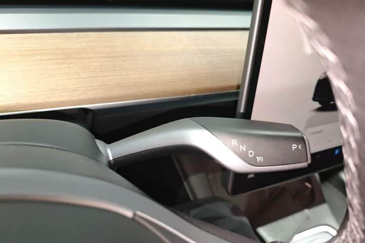 Used Tesla Model Y 2022 Rear-Wheel-Drive Version