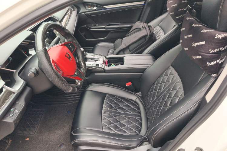 Used Honda Civic 2016 220TURBO CVT Luxury Edition
