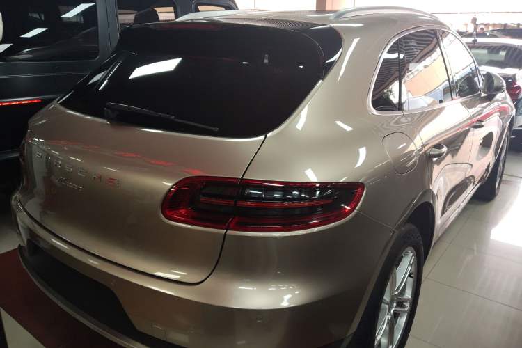 Used Porsche Macan 2014 Macan 2.0T
