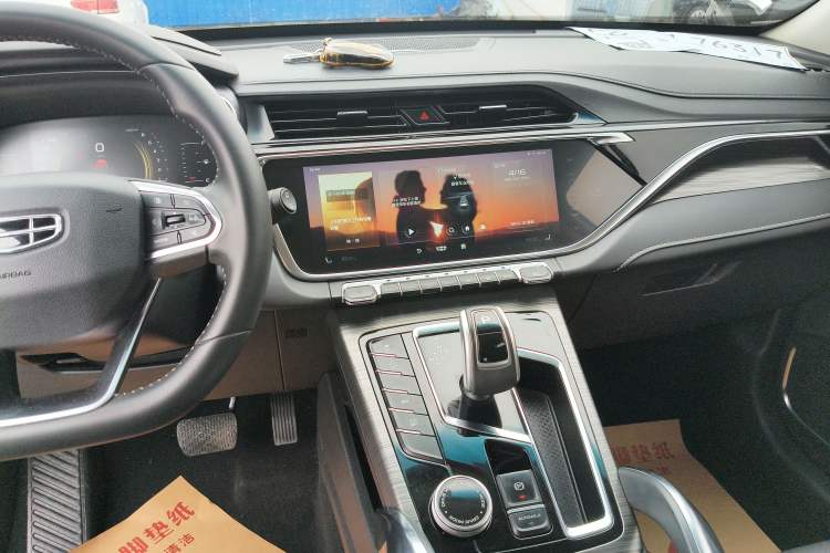 Used Geely Auto Emgrand X7 Sport 2020 1.8TD DCT Smart PRO Audio And AC Panel