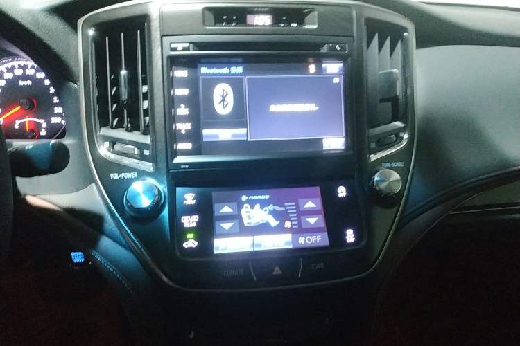 Used Toyota Crown 2018 2.0T Sport Edition Audio And AC Panel