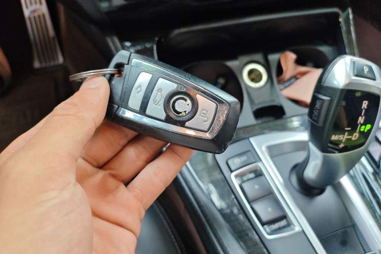 Used BMW 5 Series 2014 525Li Fashion Design Package