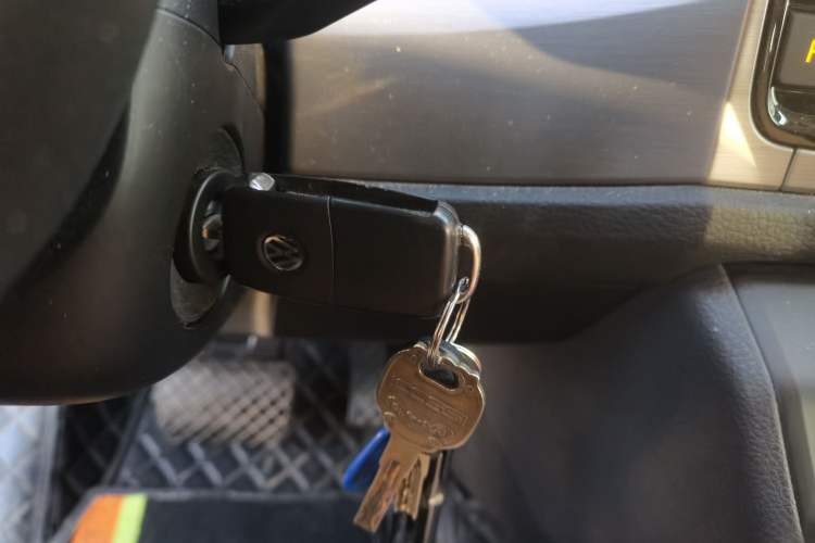 Used Volkswagen Caravelle 2019 2.0 TSI 4x4 Comfort Edition 7-Seater