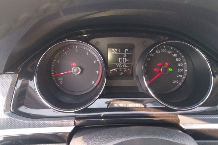 Used Volkswagen C-TREK 2018 230TSI DSG Comfort Model
