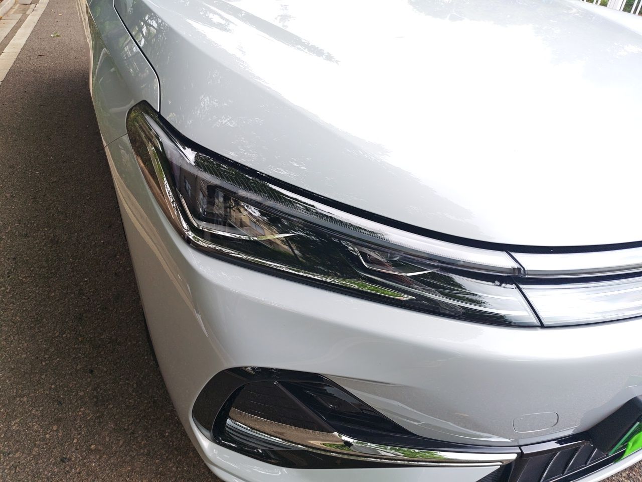 Geely Galaxy A7 2025 Model EM-i 70km Luxury Edition — снимка 7