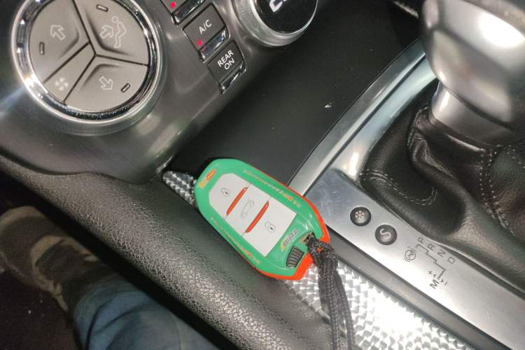 Used DS 5 2014 1.6T Luxury Edition THP200