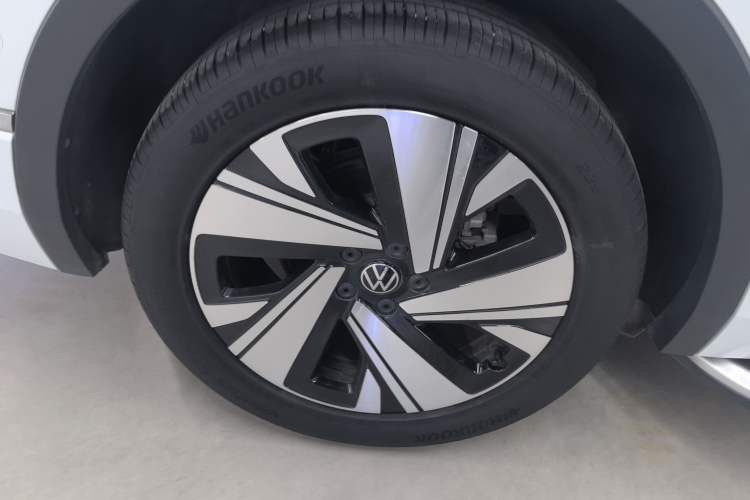 Used Volkswagen Tiguan L 2023 Restyled 330TSI Automatic Two-Wheel Drive R-Line Enhanced Comfort Version