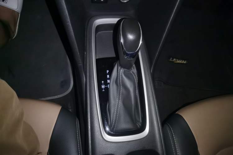 Used Chevrolet Monza 2022 320 Automatic Enjoyment Sunroof Version
