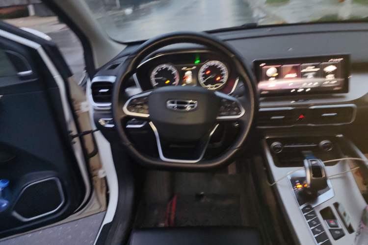 Used Geely Auto Coolray 2019 260T DCT Knight China VI Standard