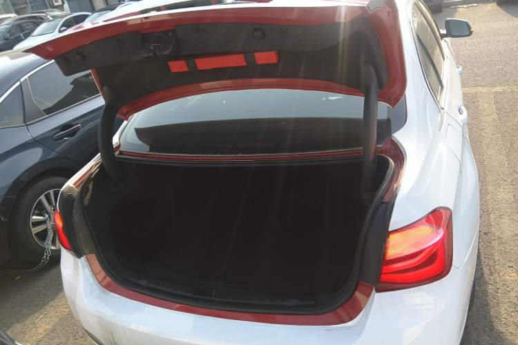 Used BMW 3 Series 2018 320Li Fashion Model
