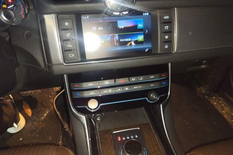 Used Jaguar XFL 2017 XFL 2.0T 200PS Luxury Edition
