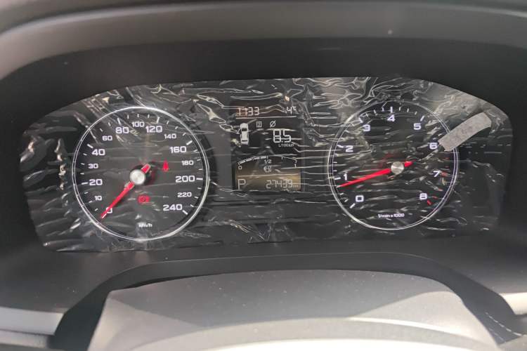 Used Roewe i6 2020 PLUS 20T TST 4G Connected Glory Flagship Edition Instrument Cluster