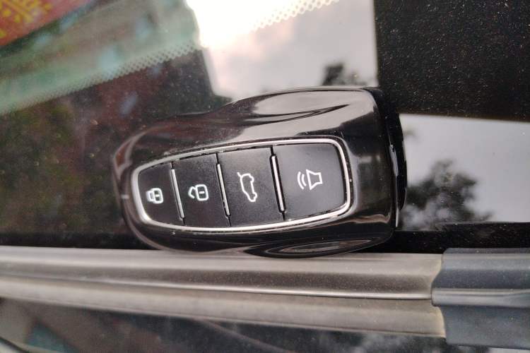 Used Ford Equator Sport 2023 Edge EcoBoost 170 Light & Shadow Vehicle Key