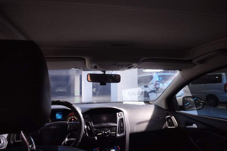 Used Ford Focus 2015 Sedan 1.6L Automatic Trend Model
