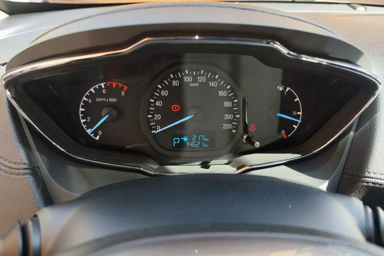 Used Ford Escort 2015 1.5L Automatic Fashion Model
