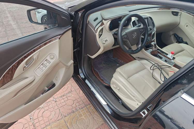 Used Buick LaCrosse 2013 2.4L SIDI Leading Comfort Version
