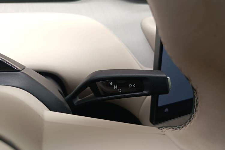 Used Xiaomi Auto YU7 2025 Ultra-Long Range Rear-Wheel Drive Version
