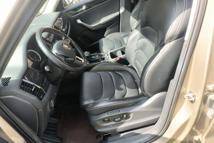 Used Skoda Kodiaq 2018 Facelifted TSI330 5-Seater Two-Wheel-Drive Luxury Enjoyment Edition
