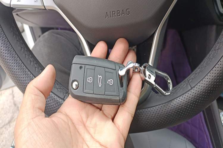 Used Volkswagen Lavida 2024 1.5L Automatic Starry Sky 5 Million Edition Vehicle Key