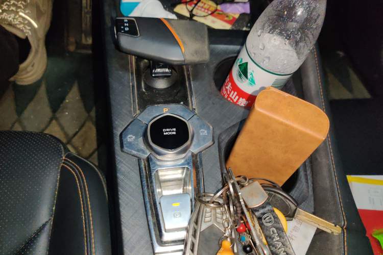 Used CHANGAN UNI-V 2022 1.5T Sport Edition Gear Lever