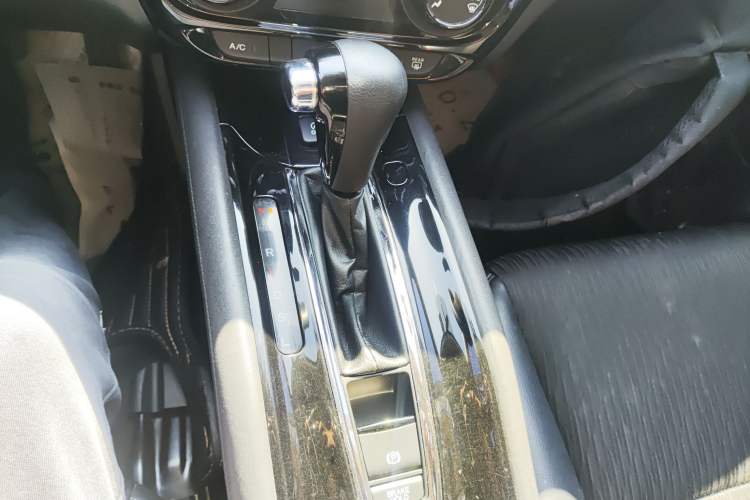 Used Honda Vezel 2020 1.5L CVT Pioneer Edition
