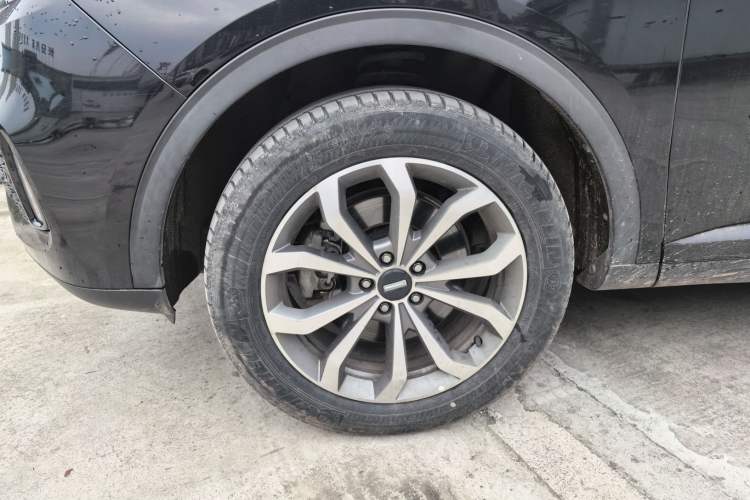 Used Wey VV6 2018 2.0T Two-Wheel-Drive Ultra-Luxury Version China V Standard