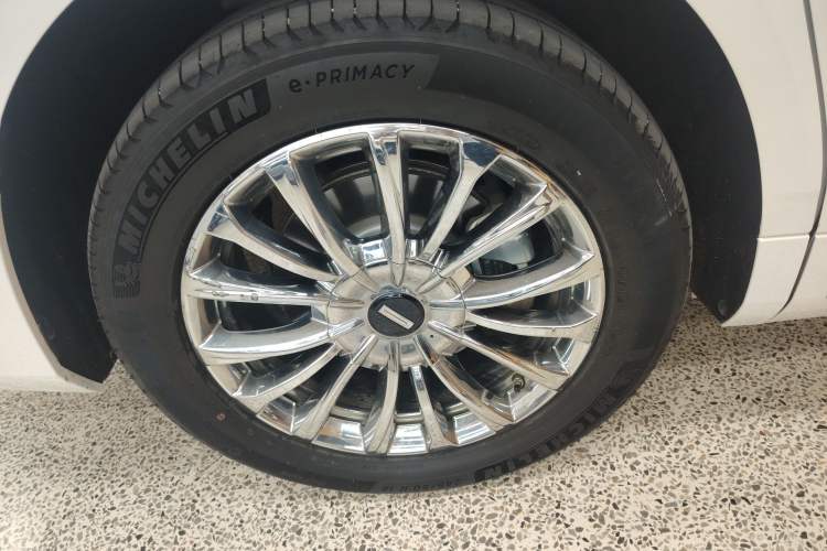 Used Wey Gaoshan 2023 Four-Wheel Drive Flagship Edition Right Rear Wheel Hub
