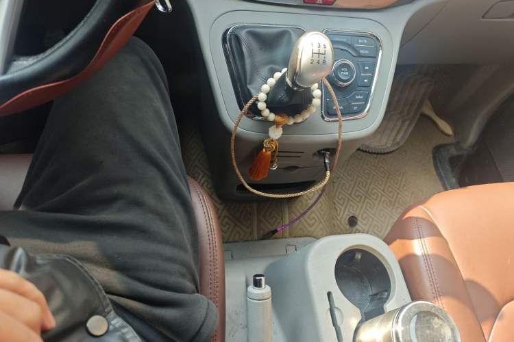 Used JAC Refine M3 2017 IKEA Edition 2.0L Luxury Smart Model