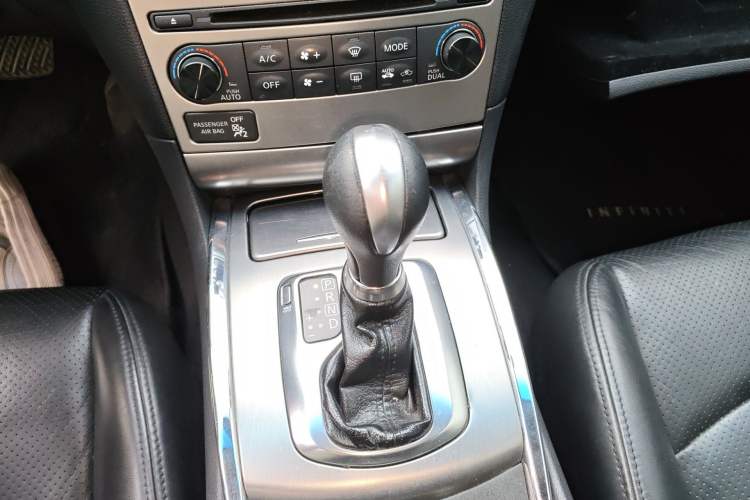 Used Infiniti G Series 2010 G37 Sedan