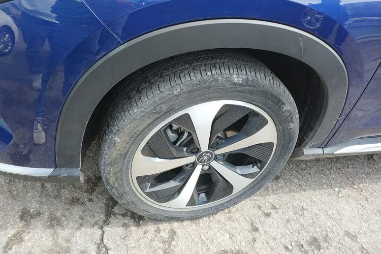 Used BYD Song PLUS New Energy 2021 DM-i 110KM Flagship PLUS Exterior 4