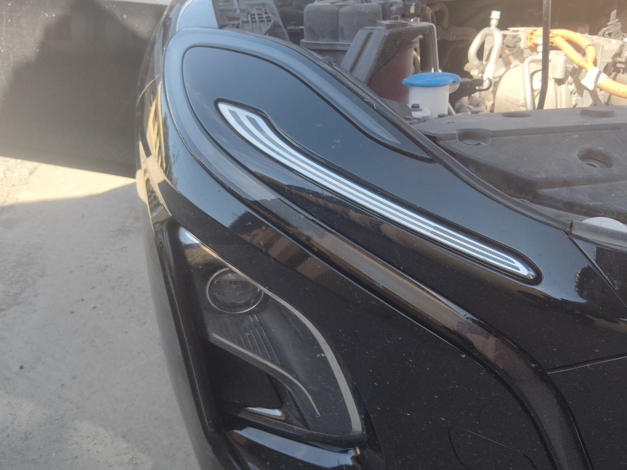 Hongqi E-QM5 2024 610 km PLUS — снимка 7