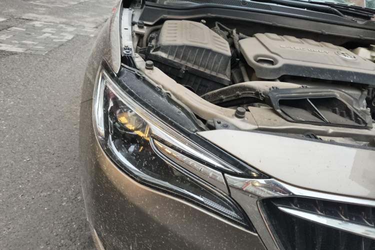 Used Buick GT 2021 Exemplar 1.5L Automatic Elite Version Right Front Headlight