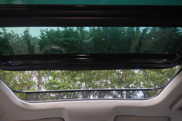 Used ORA Good Cat 2021 400km Standard Range Venus Edition Lithium Iron Phosphate