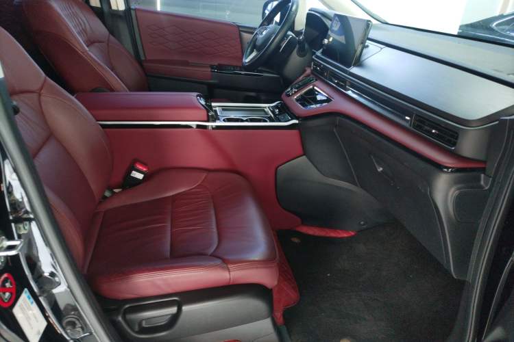 Used Honda Elysion 2022 2.0L eHEV Prestige Edition
