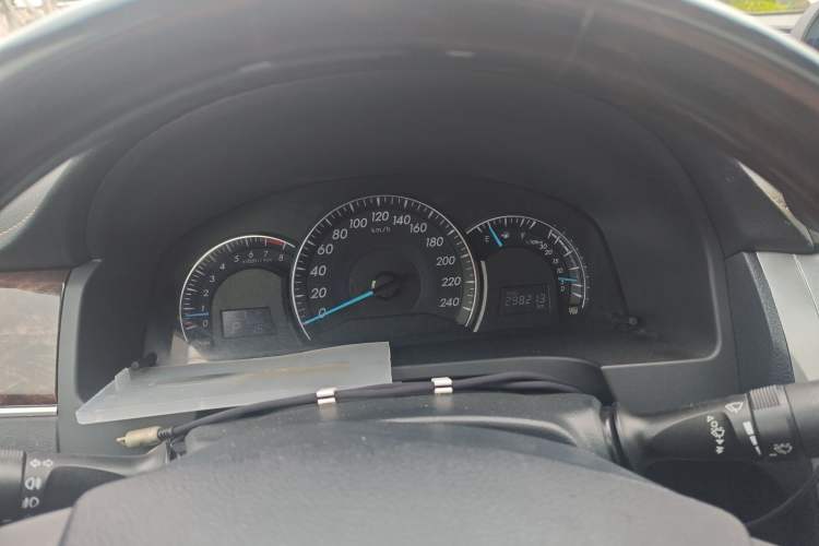 Used Toyota Camry 2016 2.0G 10th Anniversary Leading Edition
