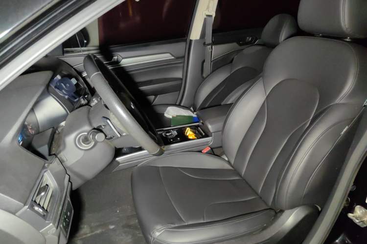 Used Haval H6 2018 Red-Label Sport Edition 1.5T Automatic Two-Wheel Drive Elite Model Left Front Seat