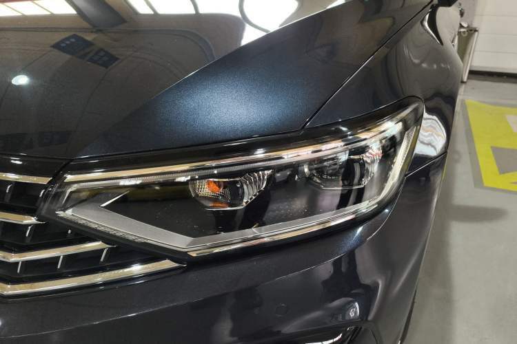 Used Volkswagen Magotan 2023 2 Million Units Commemorative Edition 330TSI DSG Luxury Version