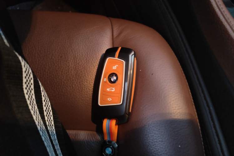 Used BMW 5 Series 2014 520Li Elegant Model