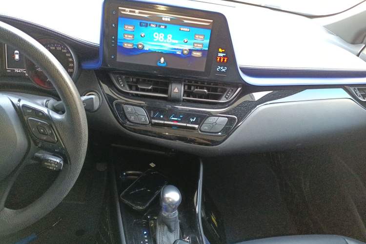 Used Toyota C-HR 2020 2.0L Leading Edition
