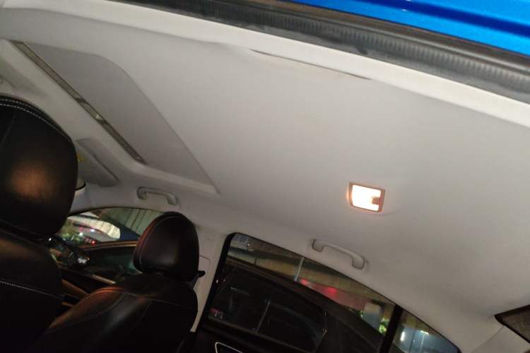 Used Roewe i5 2020 1.5L Automatic 4G Connect Luxury Flagship Edition