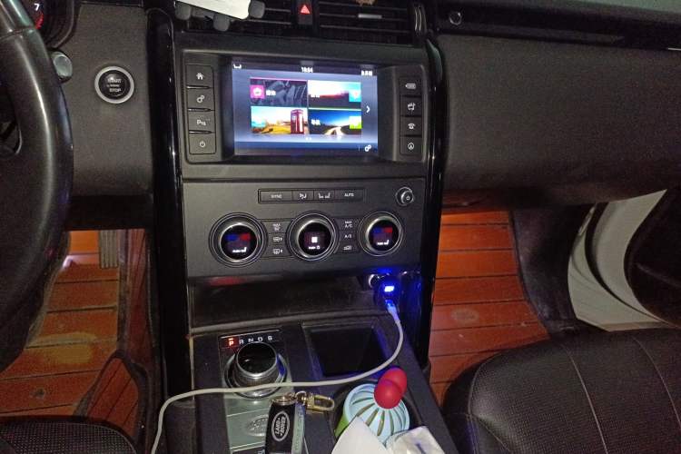 Used Land Rover Discovery 2017 3.0 SC V6 SE
