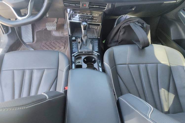 Used Volkswagen Passat 2024 380TSI Dragon Glory Edition
