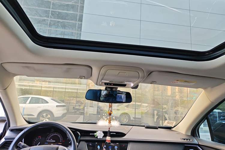 Used Cadillac XT5 2016 25T Luxury Model
