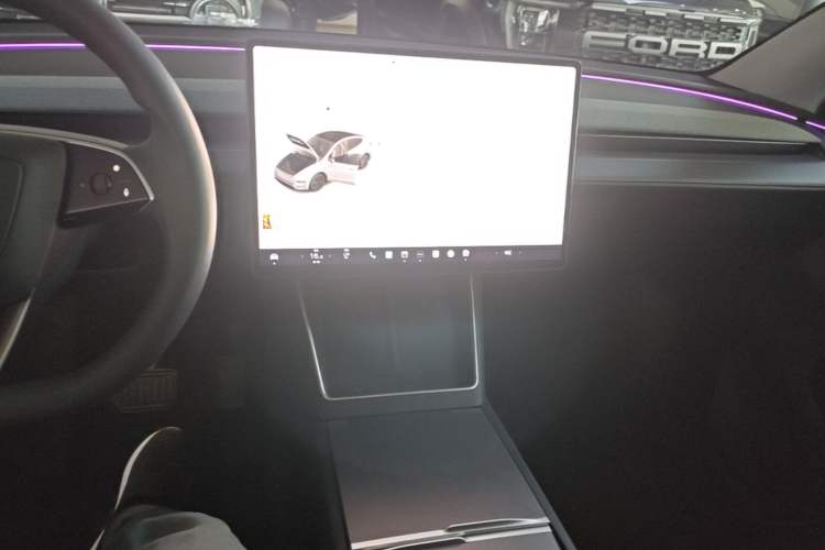 Used Tesla Model Y 2025 Rear-Wheel Drive First Edition Audio And AC Panel