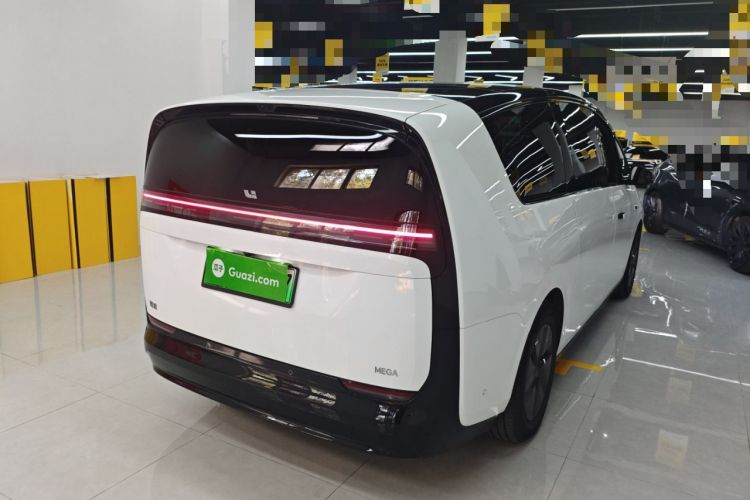 Used Li Auto MEGA 2025 Home Family Special Edition