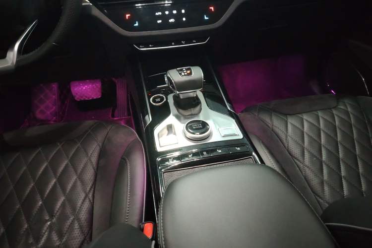 Used Hongqi HS5 2019 2.0T Smart Connect Flagship Edition
