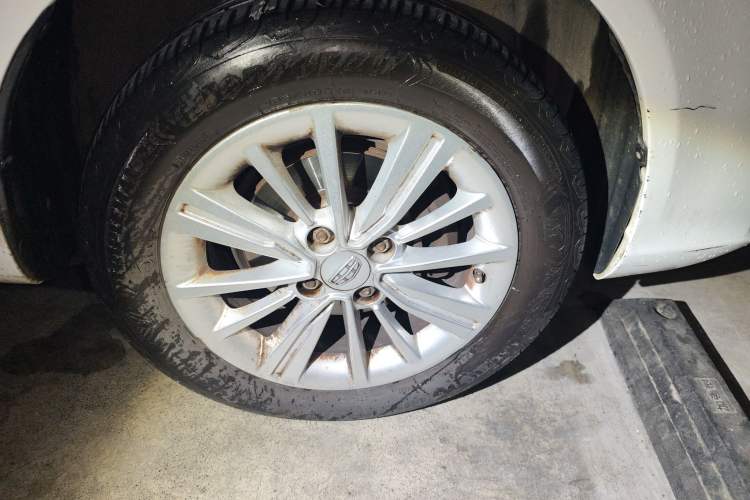 Used Geely Auto Diamond 2016 1.5L Manual Elite Edition
