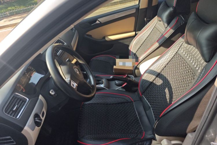 Used Volkswagen Sagitar 2014 1.6L Automatic Comfort Model Left Front Seat