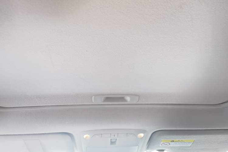 Used Nissan Terra 2018 2.5L Automatic 4x4 Luxury Edition
